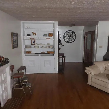4Br Home - Pets Allowed By Ark Experience Williamstown Exterior photo